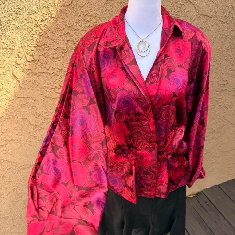 Vintage Red floral button up blouse